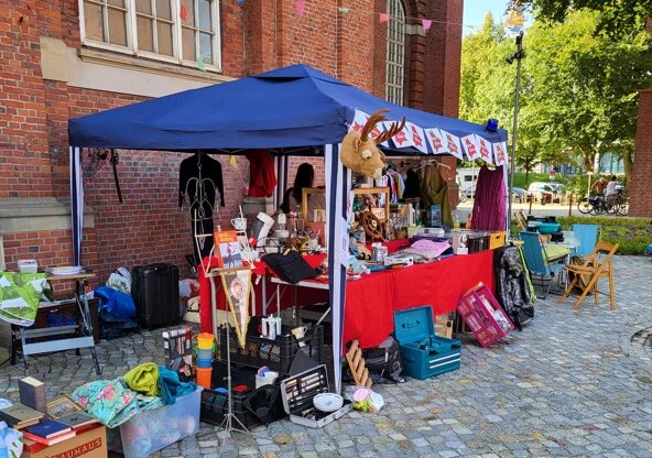 Flohmarkt am Bauwagen