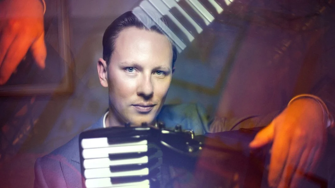 Stuttgarter Kammerorchester / Martynas Levickis