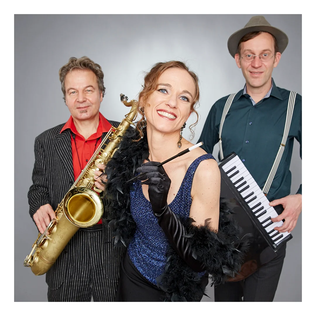 VERTIKO (JAZZ/TANGO/CHANSON/WALZER)