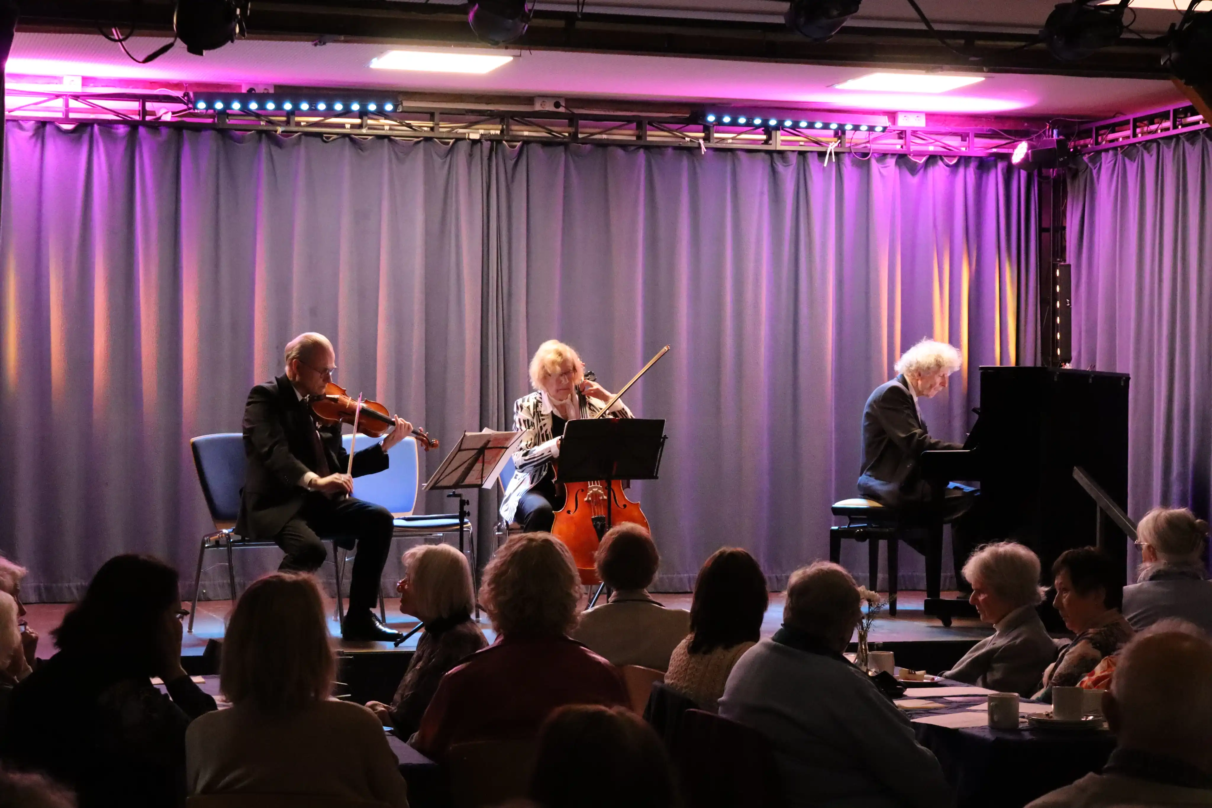 Kaffeehausmusik – Konertz Trio