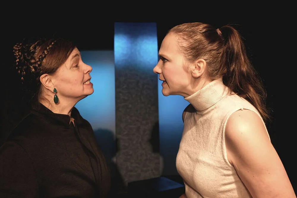Frauen.Müssen.Lieben.Dürfen. - Kellertheater